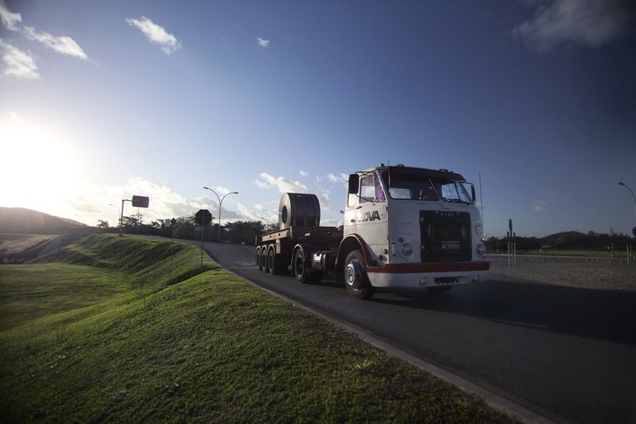 Transporte rodoviário de bobinas